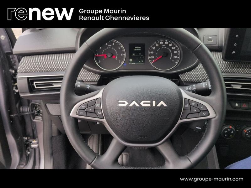 DACIA Sandero d’occasion à vendre à CHENNEVIÈRES-SUR-MARNE chez ADP - SOVEA 94 (Photo 16)