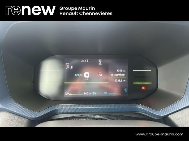 DACIA Duster d’occasion à vendre à CHENNEVIÈRES-SUR-MARNE chez ADP - SOVEA 94 (Photo 9)