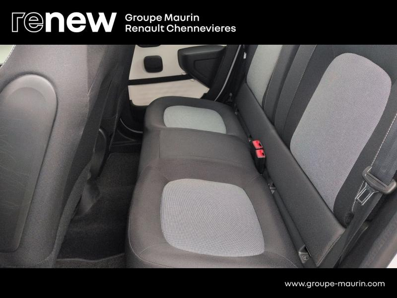 RENAULT Twingo d’occasion à vendre à CHENNEVIÈRES-SUR-MARNE chez ADP - SOVEA 94 (Photo 16)
