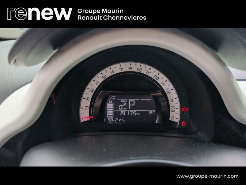RENAULT Twingo d’occasion à vendre à CHENNEVIÈRES-SUR-MARNE chez ADP - SOVEA 94 (Photo 19)