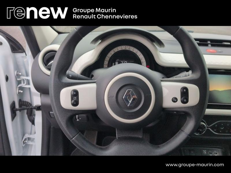 RENAULT Twingo d’occasion à vendre à CHENNEVIÈRES-SUR-MARNE chez ADP - SOVEA 94 (Photo 20)