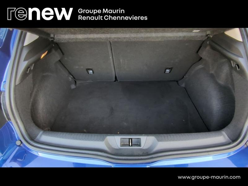 RENAULT Megane d’occasion à vendre à CHENNEVIÈRES-SUR-MARNE chez ADP - SOVEA 94 (Photo 14)