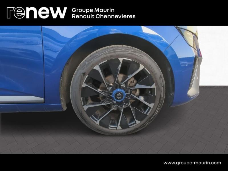 RENAULT Clio d’occasion à vendre à CHENNEVIÈRES-SUR-MARNE chez ADP - SOVEA 94 (Photo 12)