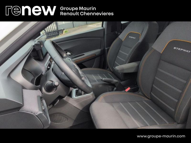 DACIA Sandero d’occasion à vendre à CHENNEVIÈRES-SUR-MARNE chez ADP - SOVEA 94 (Photo 16)