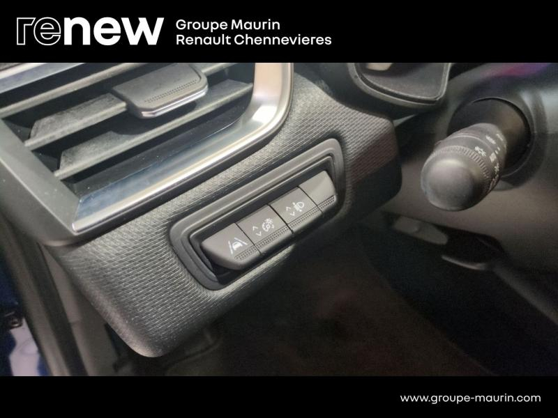 RENAULT Clio d’occasion à vendre à CHENNEVIÈRES-SUR-MARNE chez ADP - SOVEA 94 (Photo 16)