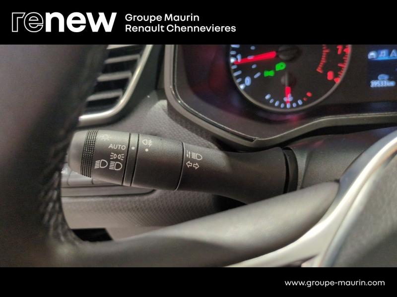 RENAULT Clio d’occasion à vendre à CHENNEVIÈRES-SUR-MARNE chez ADP - SOVEA 94 (Photo 19)