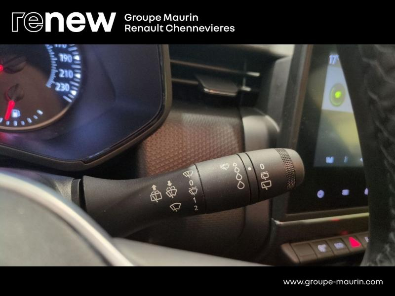 RENAULT Clio d’occasion à vendre à CHENNEVIÈRES-SUR-MARNE chez ADP - SOVEA 94 (Photo 20)