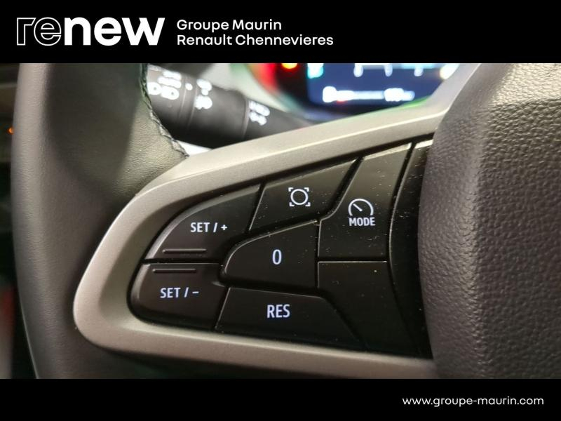 DACIA  d’occasion à vendre à CHENNEVIÈRES-SUR-MARNE chez ADP - SOVEA 94 (Photo 15)