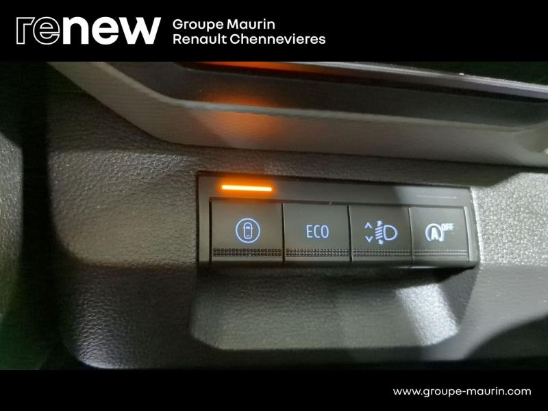 DACIA  d’occasion à vendre à CHENNEVIÈRES-SUR-MARNE chez ADP - SOVEA 94 (Photo 19)