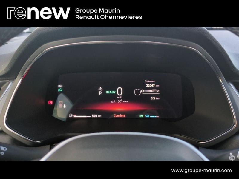 RENAULT Captur d’occasion à vendre à CHENNEVIÈRES-SUR-MARNE chez ADP - SOVEA 94 (Photo 9)