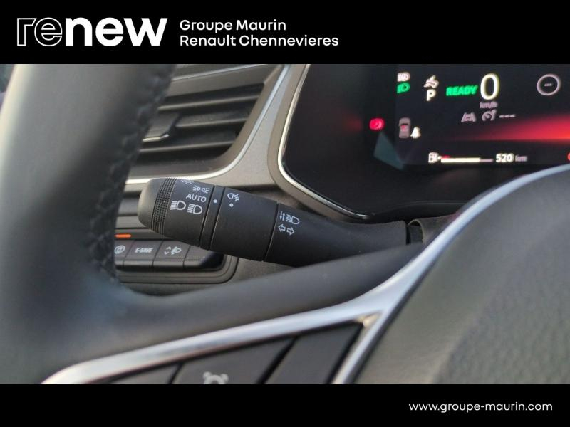 RENAULT Captur d’occasion à vendre à CHENNEVIÈRES-SUR-MARNE chez ADP - SOVEA 94 (Photo 19)