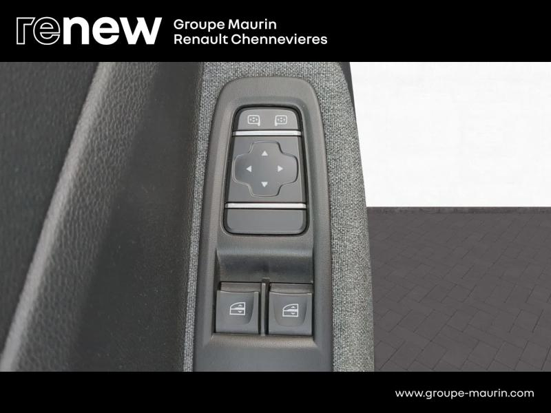 RENAULT Zoe d’occasion à vendre à CHENNEVIÈRES-SUR-MARNE chez ADP - SOVEA 94 (Photo 13)