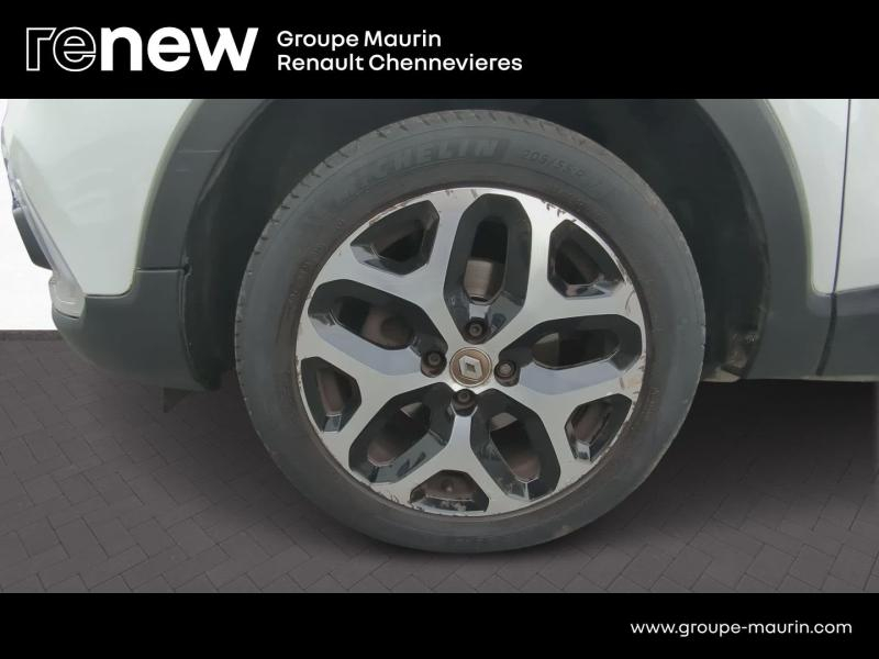 RENAULT Captur d’occasion à vendre à CHENNEVIÈRES-SUR-MARNE chez ADP - SOVEA 94 (Photo 10)
