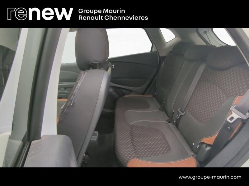 RENAULT Captur d’occasion à vendre à CHENNEVIÈRES-SUR-MARNE chez ADP - SOVEA 94 (Photo 15)