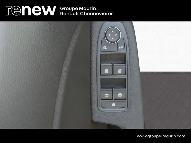 RENAULT Clio d’occasion à vendre à CHENNEVIÈRES-SUR-MARNE chez ADP - SOVEA 94 (Photo 13)