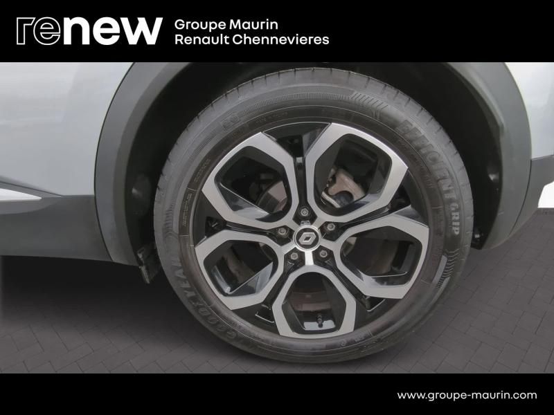 RENAULT Captur d’occasion à vendre à CHENNEVIÈRES-SUR-MARNE chez ADP - SOVEA 94 (Photo 10)