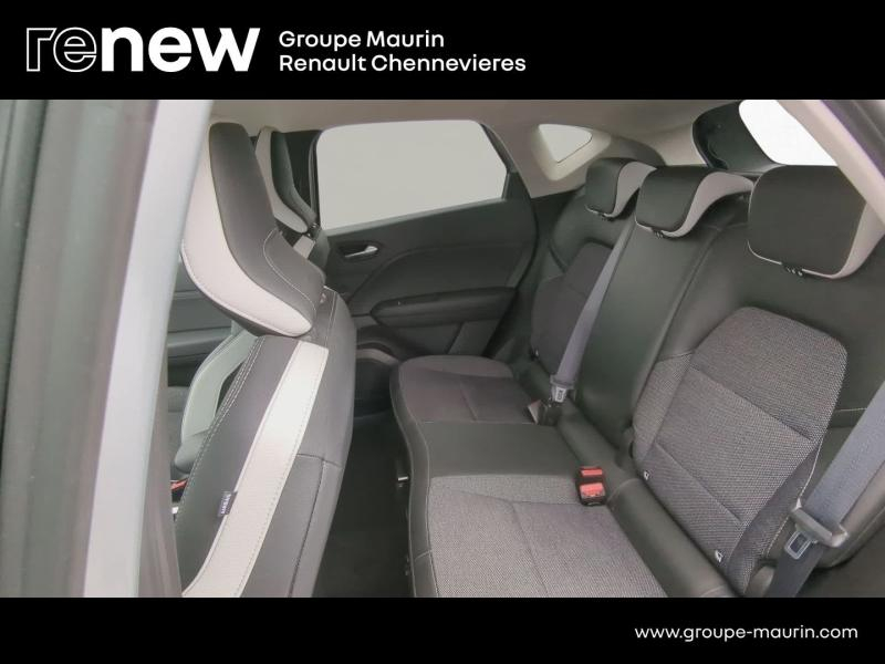 RENAULT Captur d’occasion à vendre à CHENNEVIÈRES-SUR-MARNE chez ADP - SOVEA 94 (Photo 17)