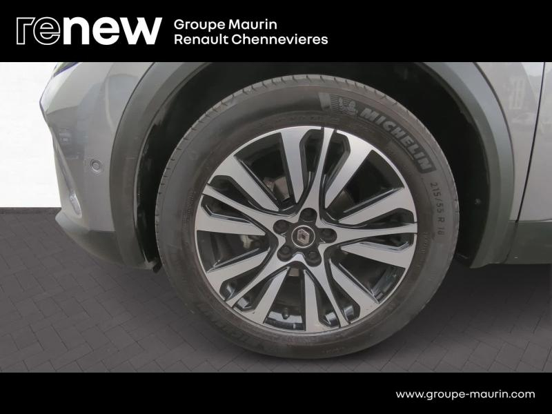 RENAULT Captur d’occasion à vendre à CHENNEVIÈRES-SUR-MARNE chez ADP - SOVEA 94 (Photo 9)