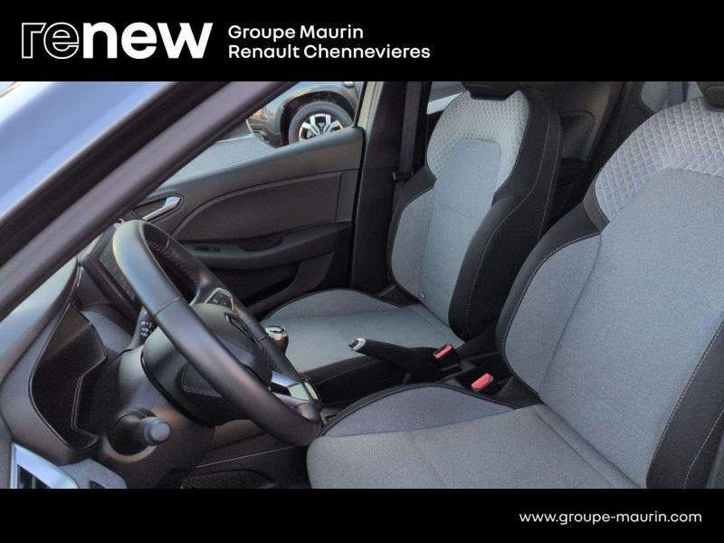 RENAULT Clio d’occasion à vendre à CHENNEVIÈRES-SUR-MARNE chez ADP - SOVEA 94 (Photo 13)