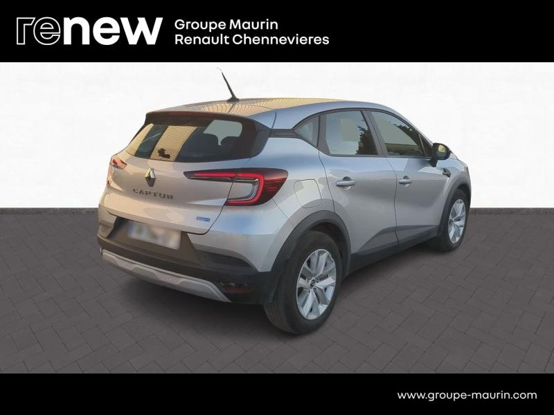 RENAULT Captur d’occasion à vendre à CHENNEVIÈRES-SUR-MARNE chez ADP - SOVEA 94 (Photo 5)