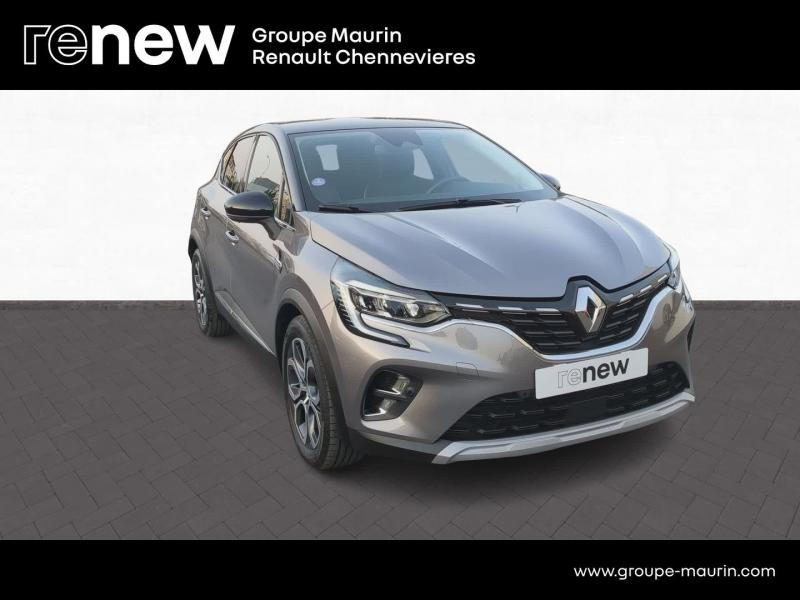 RENAULT Captur d’occasion à vendre à CHENNEVIÈRES-SUR-MARNE chez ADP - SOVEA 94 (Photo 3)