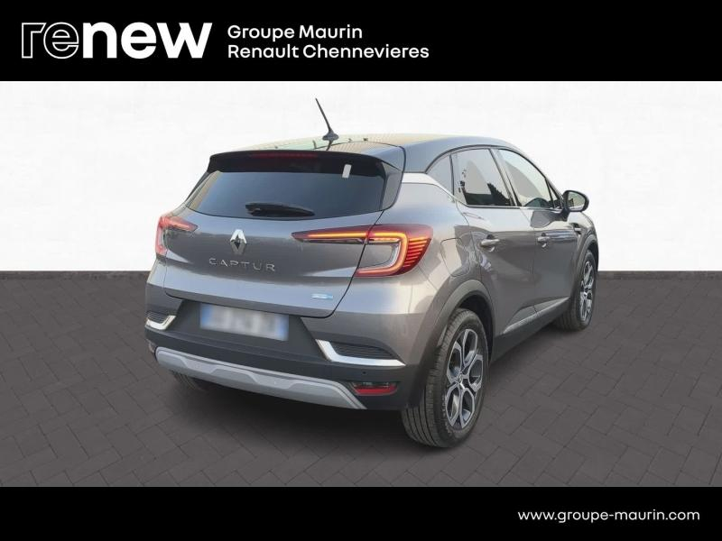 RENAULT Captur d’occasion à vendre à CHENNEVIÈRES-SUR-MARNE chez ADP - SOVEA 94 (Photo 5)