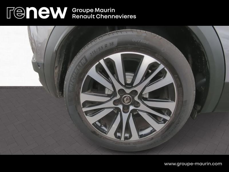 RENAULT Captur d’occasion à vendre à CHENNEVIÈRES-SUR-MARNE chez ADP - SOVEA 94 (Photo 11)