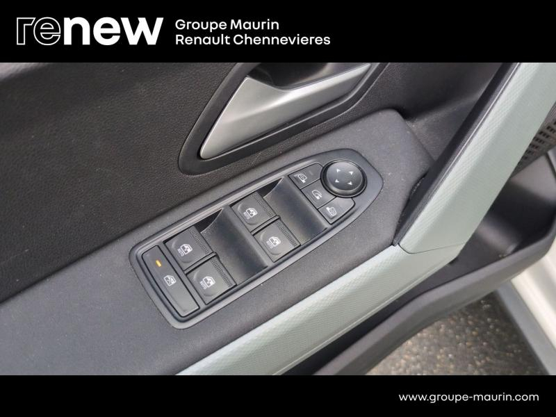 DACIA Duster d’occasion à vendre à CHENNEVIÈRES-SUR-MARNE chez ADP - SOVEA 94 (Photo 12)