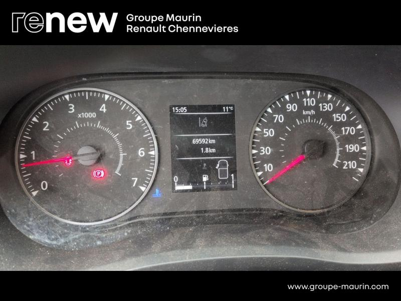 RENAULT Master Fg VUL d’occasion à vendre à CHENNEVIÈRES-SUR-MARNE chez ADP - SOVEA 94 (Photo 19)