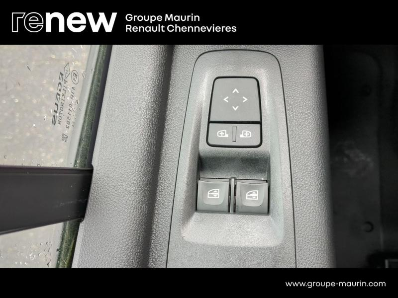 RENAULT Master Fg VUL d’occasion à vendre à CHENNEVIÈRES-SUR-MARNE chez ADP - SOVEA 94 (Photo 10)
