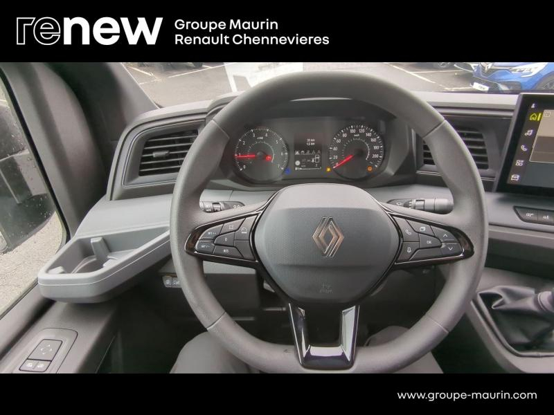 RENAULT Master Fg VUL d’occasion à vendre à CHENNEVIÈRES-SUR-MARNE chez ADP - SOVEA 94 (Photo 11)