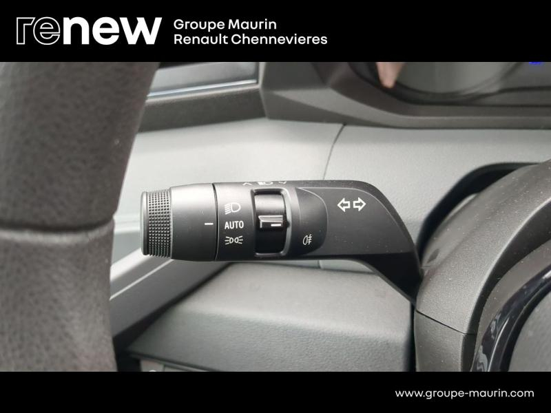 RENAULT Master Fg VUL d’occasion à vendre à CHENNEVIÈRES-SUR-MARNE chez ADP - SOVEA 94 (Photo 14)