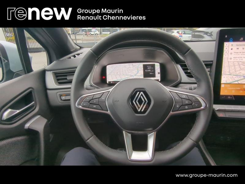 RENAULT Captur d’occasion à vendre à CHENNEVIÈRES-SUR-MARNE chez ADP - SOVEA 94 (Photo 15)