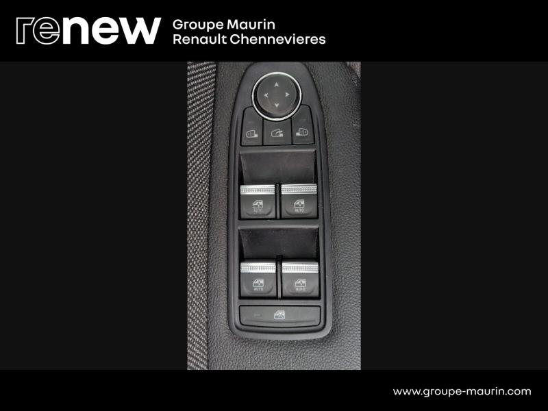 RENAULT  d’occasion à vendre à CHENNEVIÈRES-SUR-MARNE chez ADP - SOVEA 94 (Photo 20)