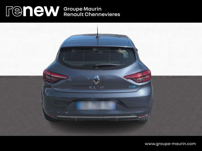 RENAULT Clio d’occasion à vendre à CHENNEVIÈRES-SUR-MARNE chez ADP - SOVEA 94 (Photo 6)