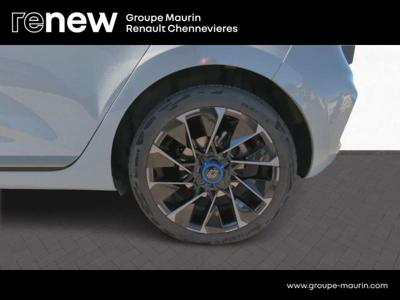 RENAULT Clio d’occasion à vendre à CHENNEVIÈRES-SUR-MARNE chez ADP - SOVEA 94 (Photo 10)