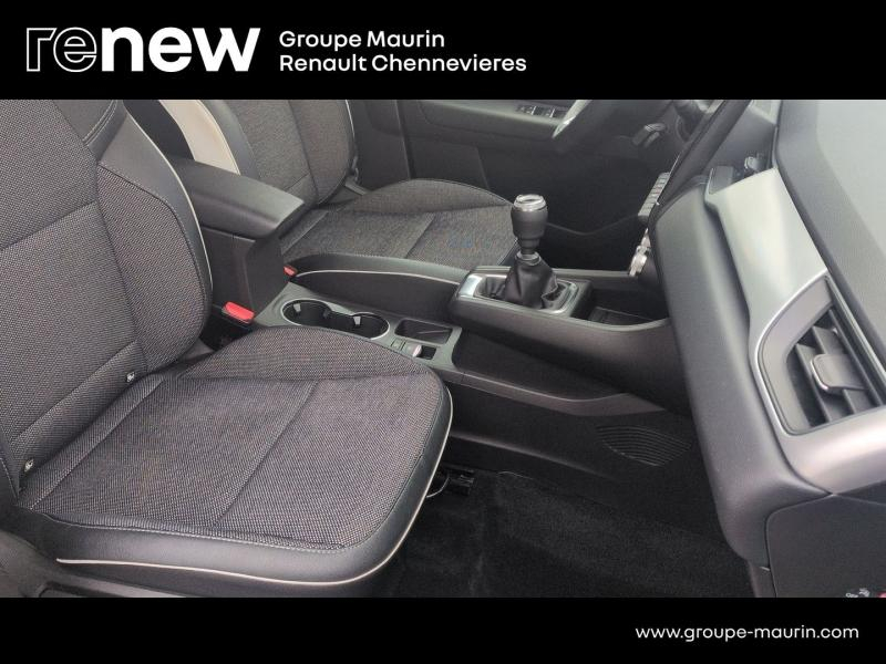 RENAULT Captur d’occasion à vendre à CHENNEVIÈRES-SUR-MARNE chez ADP - SOVEA 94 (Photo 18)