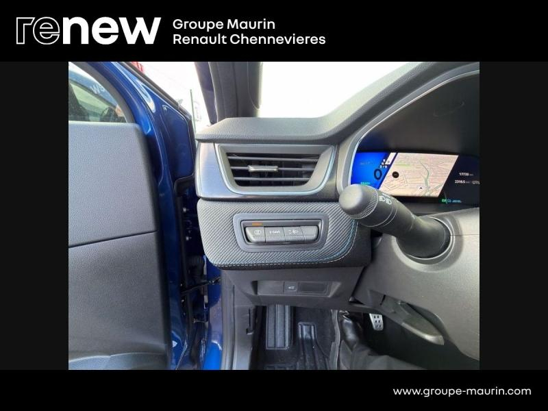 RENAULT  d’occasion à vendre à CHENNEVIÈRES-SUR-MARNE chez ADP - SOVEA 94 (Photo 9)