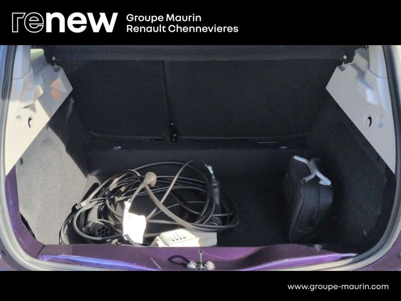 RENAULT Zoe d’occasion à vendre à CHENNEVIÈRES-SUR-MARNE chez ADP - SOVEA 94 (Photo 9)