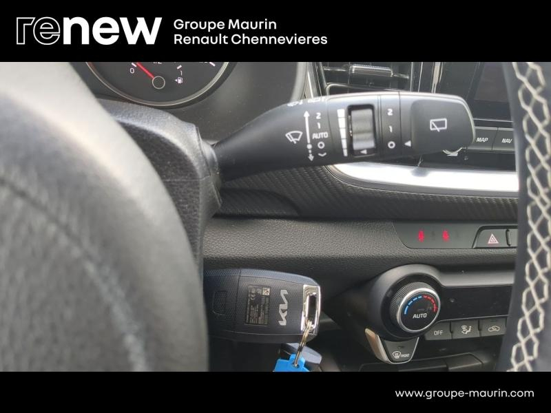 KIA Stonic d’occasion à vendre à CHENNEVIÈRES-SUR-MARNE chez ADP - SOVEA 94 (Photo 19)