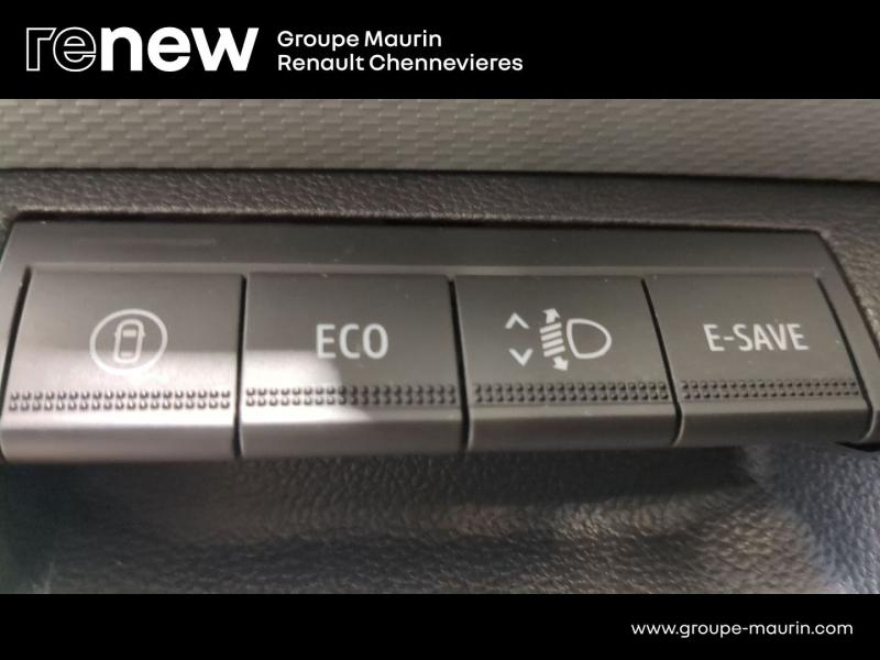 DACIA Duster d’occasion à vendre à CHENNEVIÈRES-SUR-MARNE chez ADP - SOVEA 94 (Photo 20)