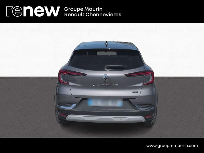 RENAULT Captur d’occasion à vendre à CHENNEVIÈRES-SUR-MARNE chez ADP - SOVEA 94 (Photo 6)