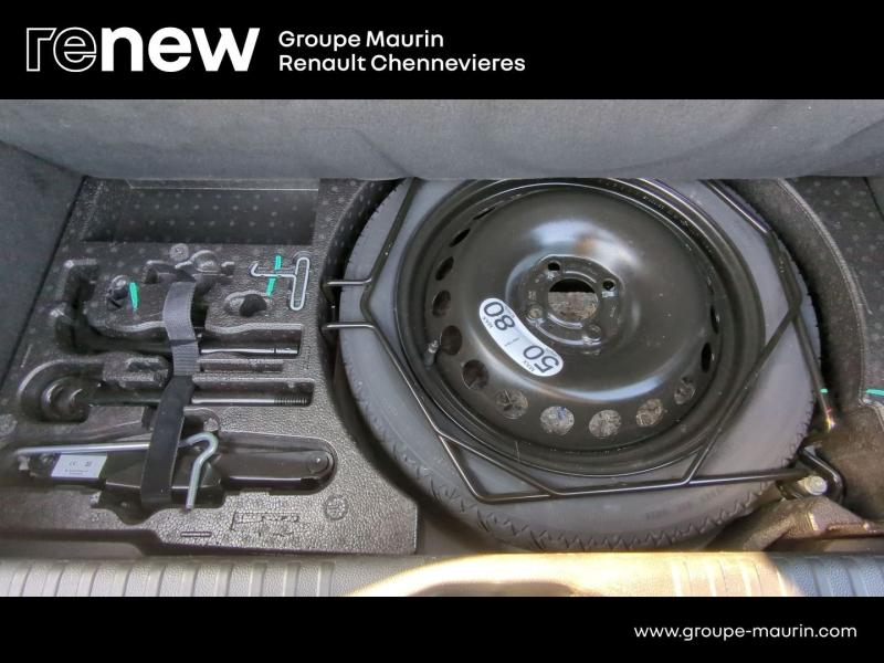 RENAULT Clio d’occasion à vendre à CHENNEVIÈRES-SUR-MARNE chez ADP - SOVEA 94 (Photo 13)