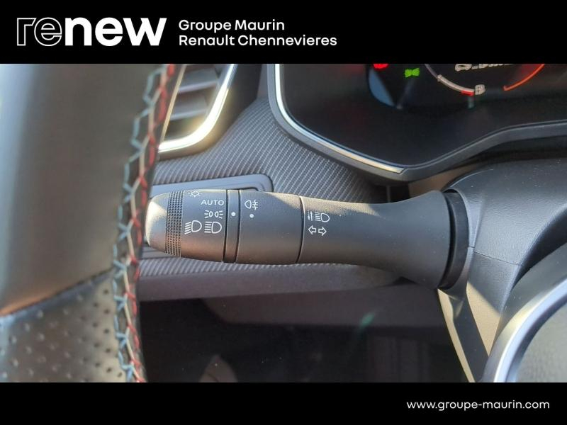 RENAULT Clio d’occasion à vendre à CHENNEVIÈRES-SUR-MARNE chez ADP - SOVEA 94 (Photo 18)