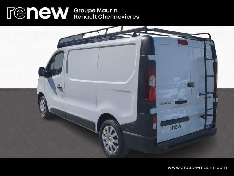 RENAULT Trafic Fg VUL d’occasion à vendre à CHENNEVIÈRES-SUR-MARNE chez ADP - SOVEA 94 (Photo 7)