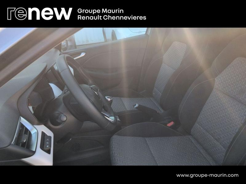 RENAULT Clio d’occasion à vendre à CHENNEVIÈRES-SUR-MARNE chez ADP - SOVEA 94 (Photo 17)