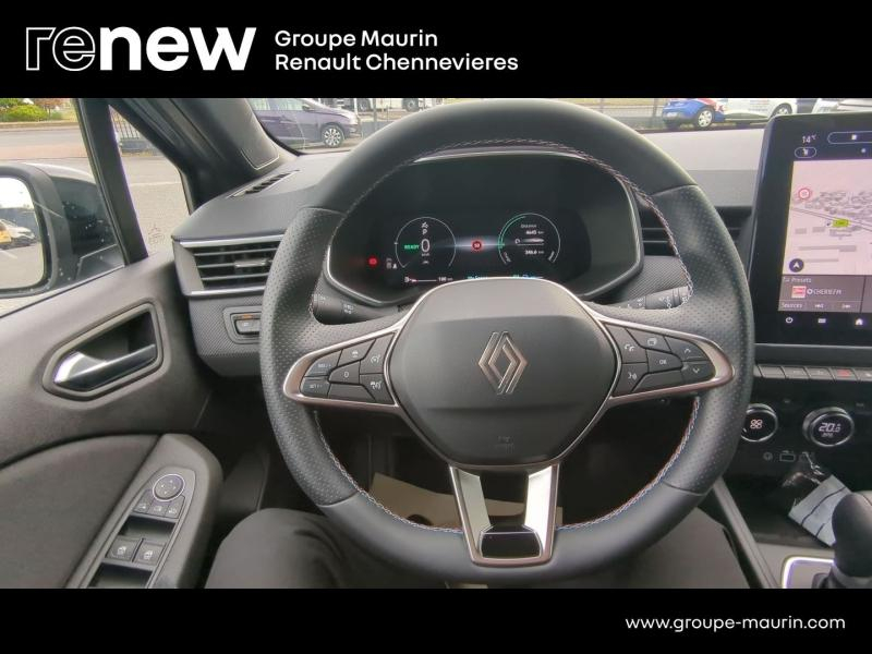 RENAULT Clio d’occasion à vendre à CHENNEVIÈRES-SUR-MARNE chez ADP - SOVEA 94 (Photo 16)