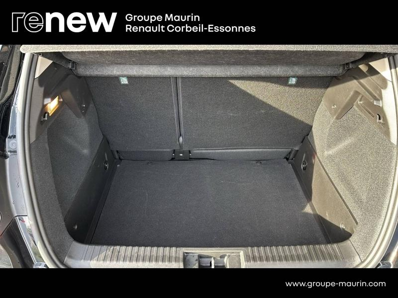 RENAULT Captur d’occasion à vendre à CHENNEVIÈRES-SUR-MARNE chez ADP - SOVEA 94 (Photo 15)