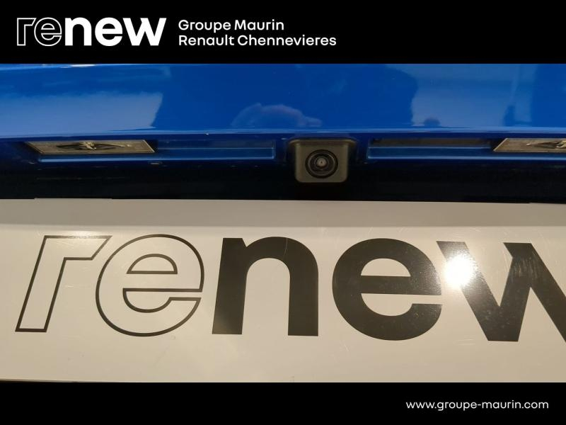 RENAULT  d’occasion à vendre à CHENNEVIÈRES-SUR-MARNE chez ADP - SOVEA 94 (Photo 13)