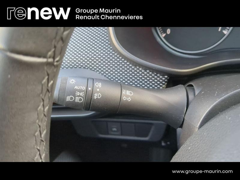 DACIA Sandero d’occasion à vendre à CHENNEVIÈRES-SUR-MARNE chez ADP - SOVEA 94 (Photo 19)